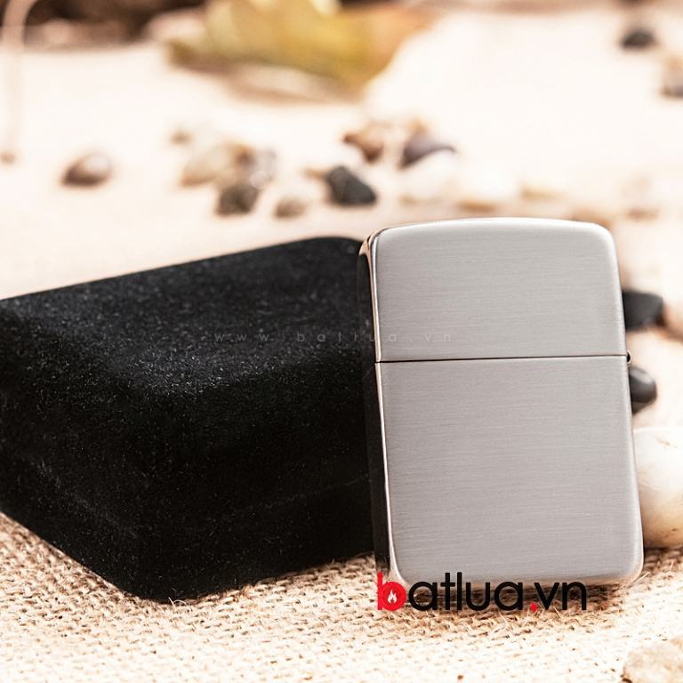 Bật lửa Zippo chính hãng bạc nguyên khối trải xước 1941